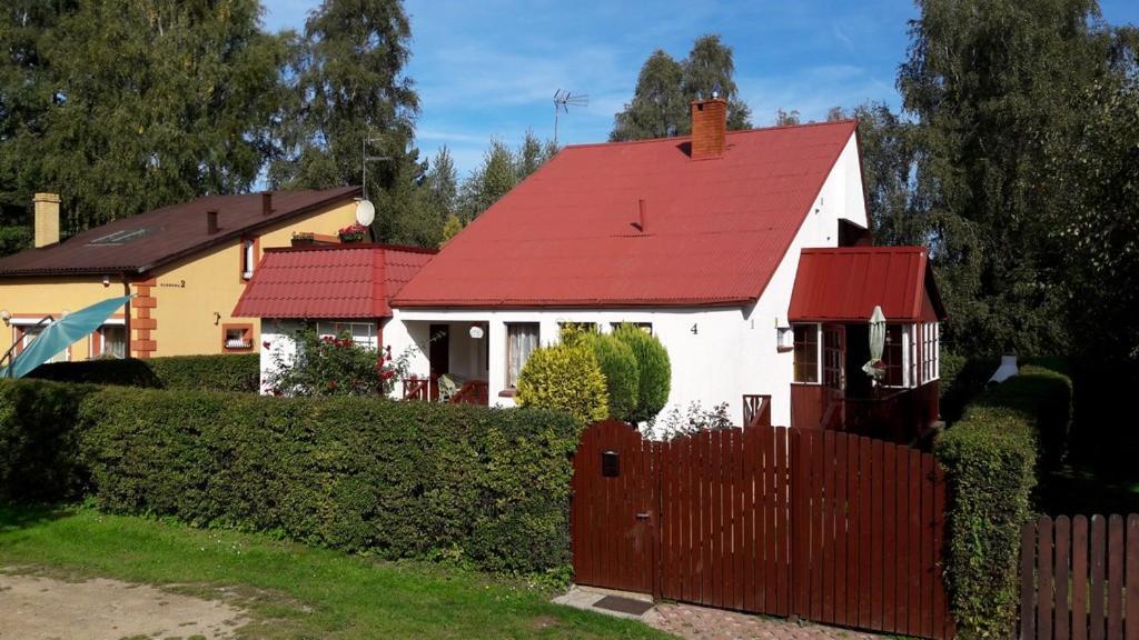 Vila Domek Letniskowy U Basi Rowy  Exteriér fotografie